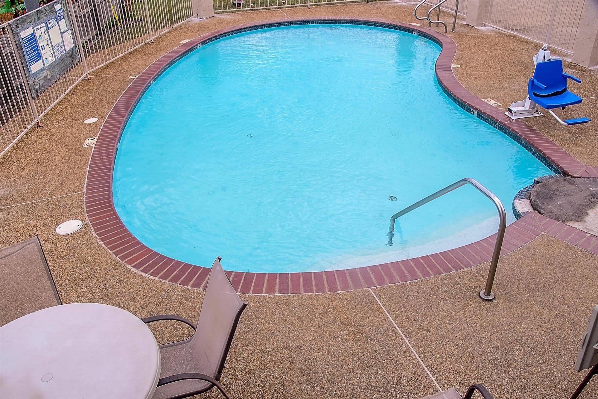 Motel 6-Canton, Tx Luaran gambar