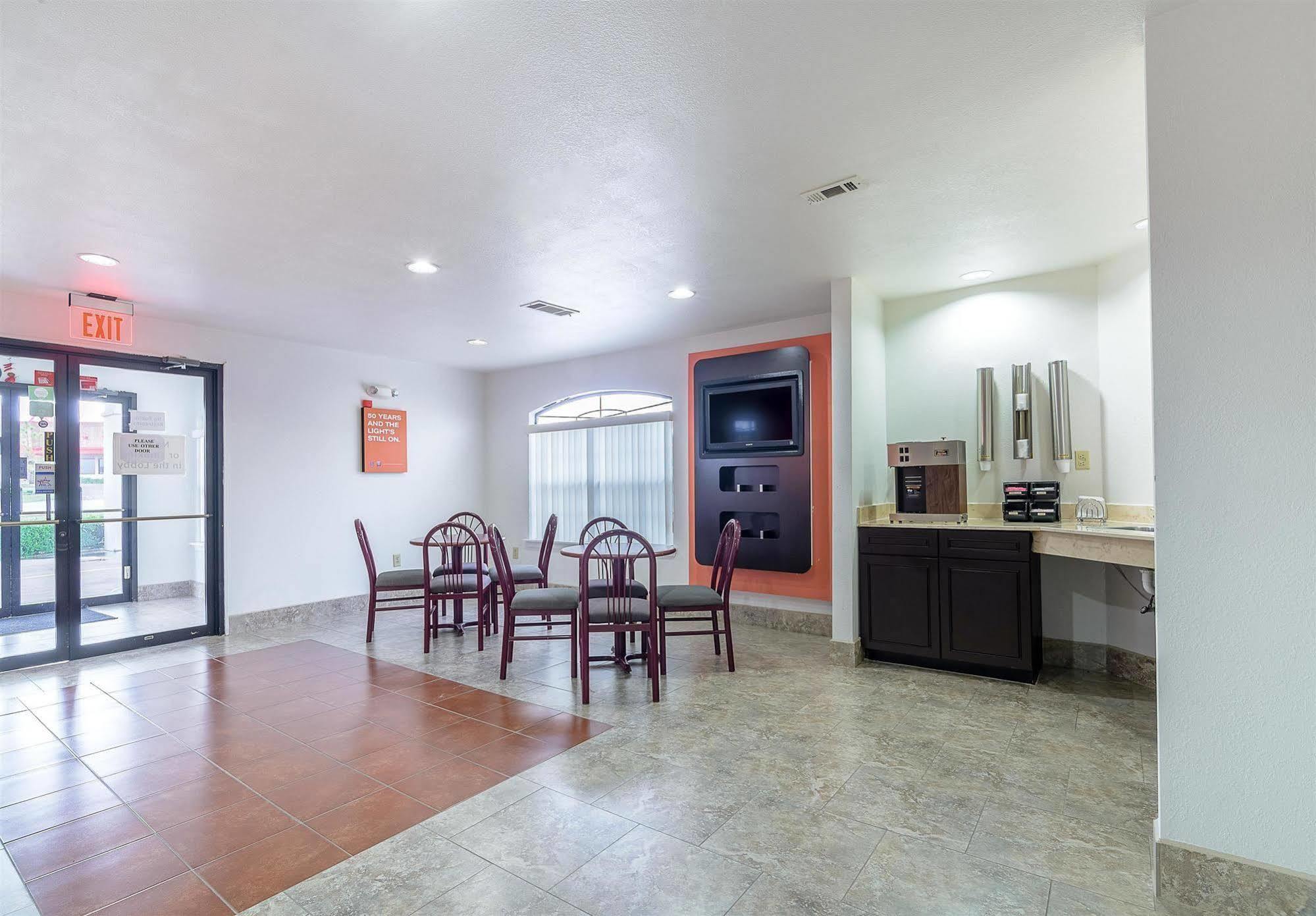 Motel 6-Canton, Tx Luaran gambar
