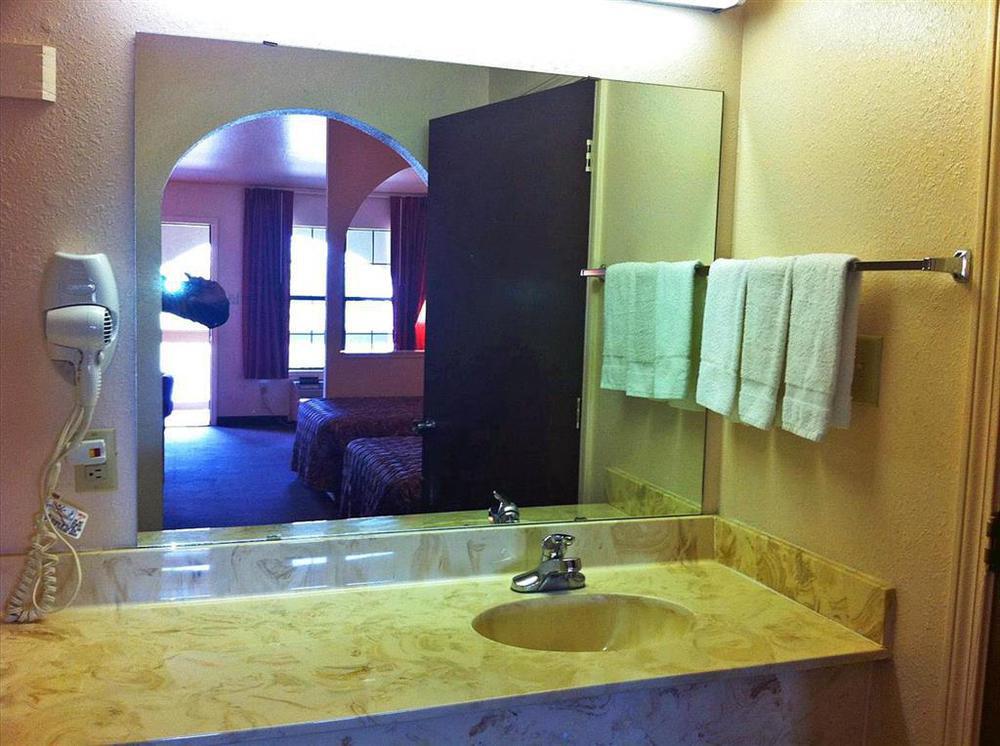 Motel 6-Canton, Tx Bilik gambar